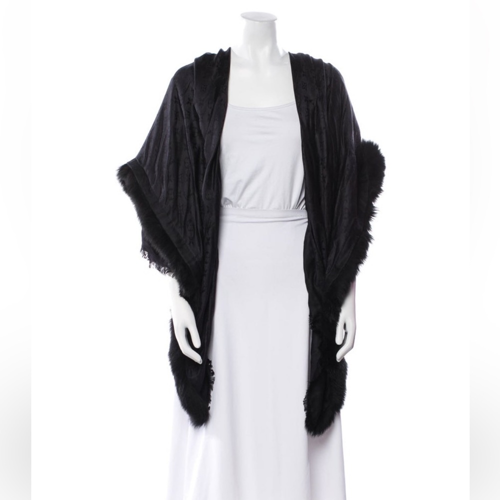 Louis Vuitton Black Shawl with Fur Trim